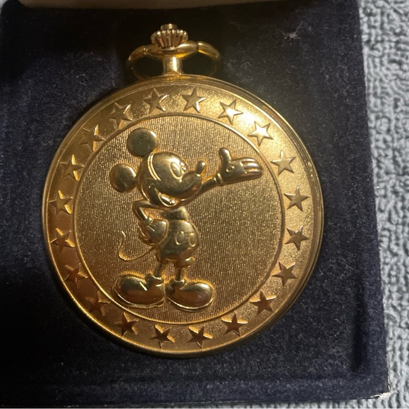 Mickey Mouse Pocket Watch Vintage collectable By Colibri Swiss movement - Picture 3 of 10